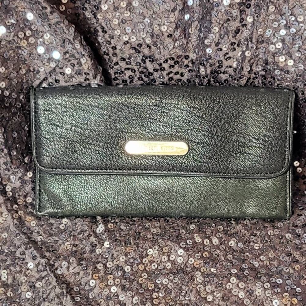 Michael Kors wallet